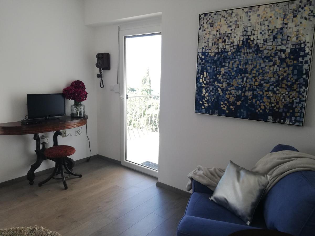 Apartments 4U Omišalj Εξωτερικό φωτογραφία