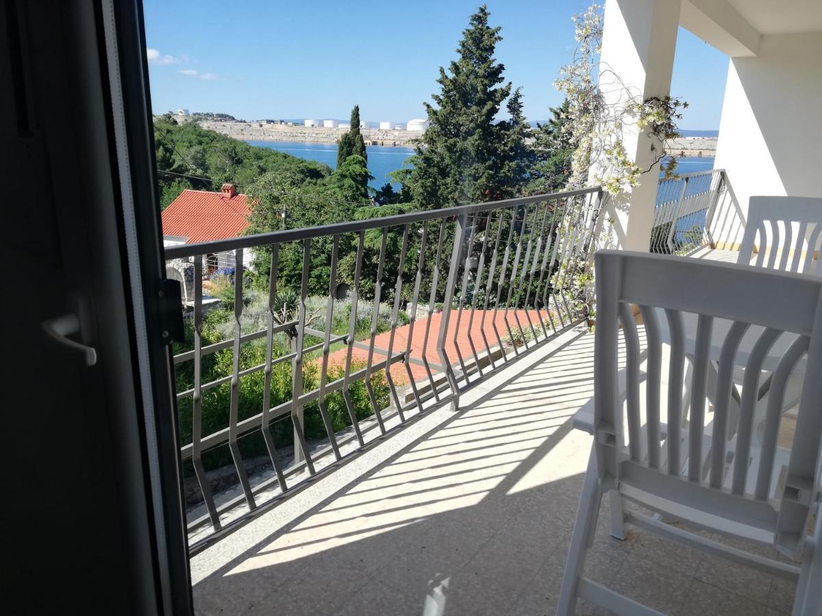 Apartments 4U Omišalj Εξωτερικό φωτογραφία
