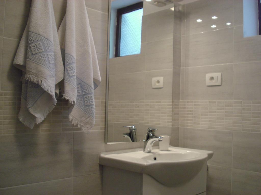 Apartments 4U Omišalj Εξωτερικό φωτογραφία