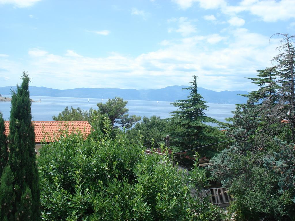 Apartments 4U Omišalj Εξωτερικό φωτογραφία